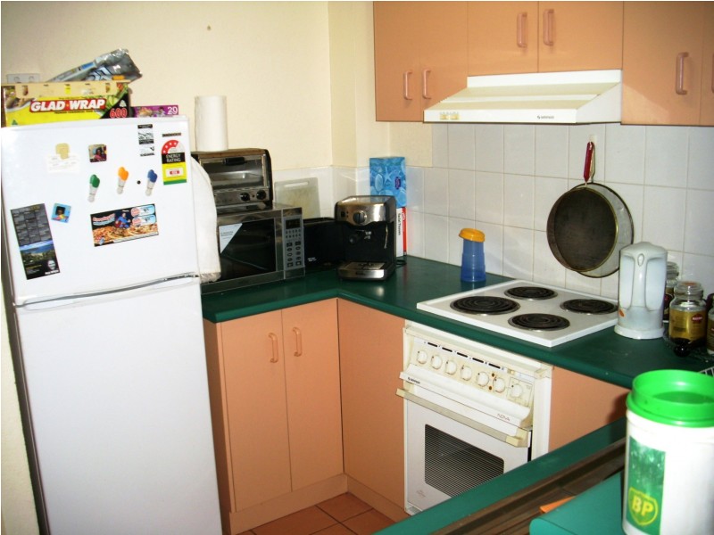 8/319 Severin Street, Parramatta Park QLD 4870