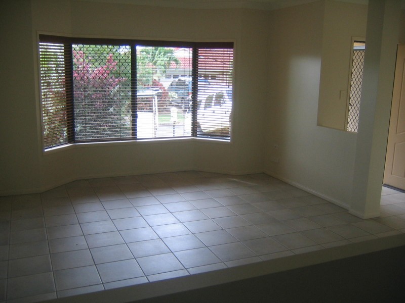 10 Mentana Close, Mount Sheridan QLD 4868