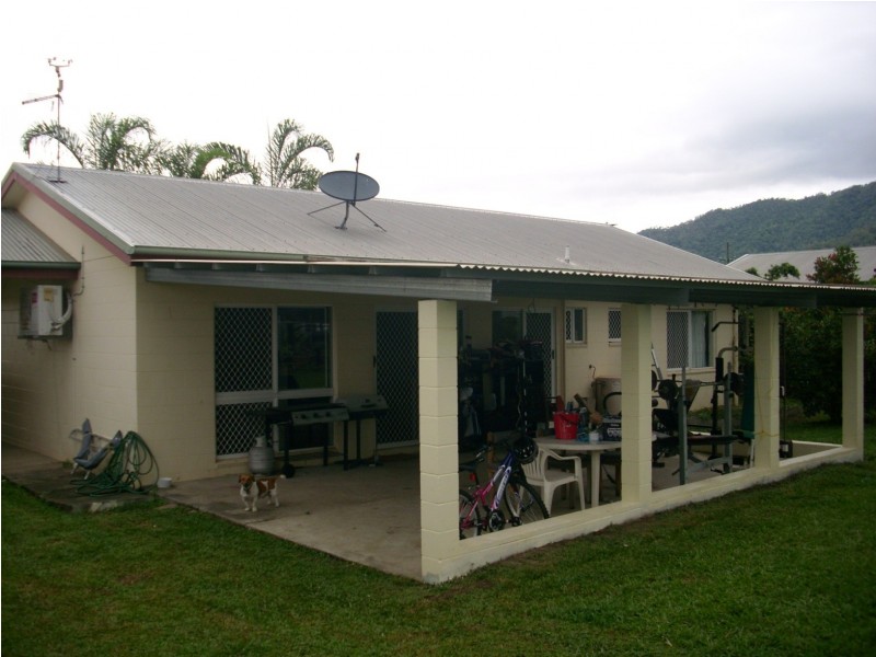 28 Cracknell Road, White Rock QLD 4868