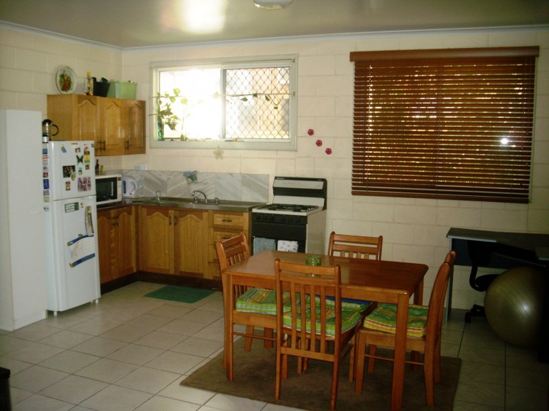 2/189 Sheridan Street, Cairns QLD 4870