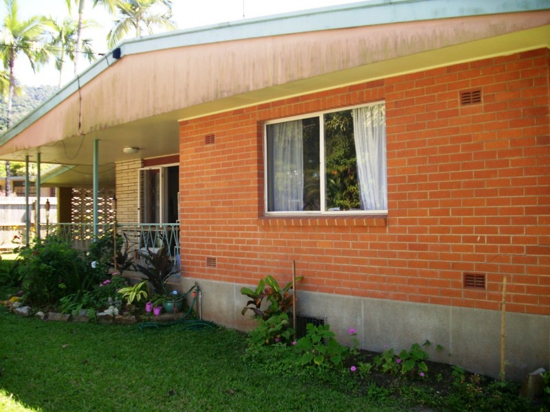 120 Balaclava Road, Earlville QLD 4870