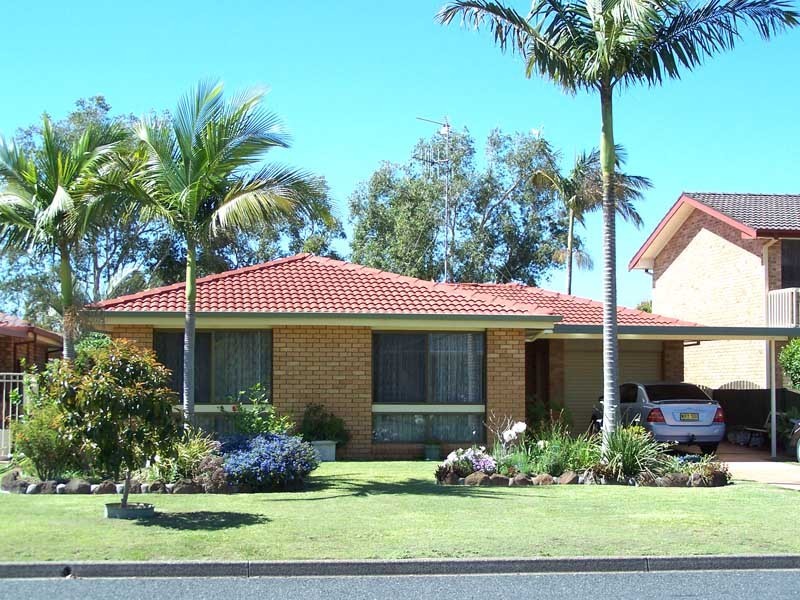 15 Murray Avenue, Forster NSW 2428