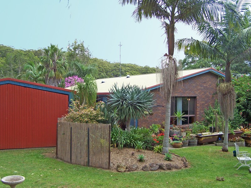 67 Carmona Drive, Forster NSW 2428