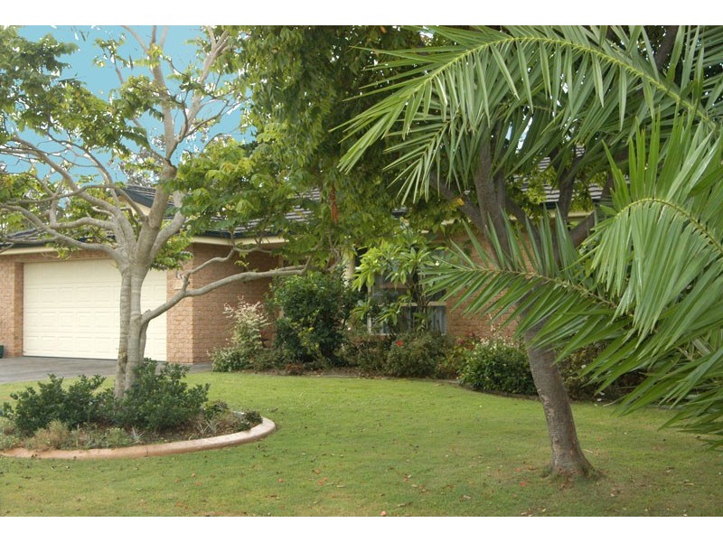 68 Amanda Crescent, Forster NSW 2428