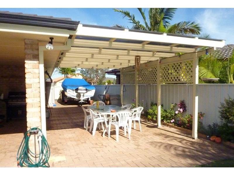 68 Amanda Crescent, Forster NSW 2428