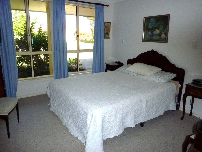 68 Amanda Crescent, Forster NSW 2428