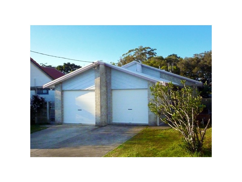 1 & 2/13 Helen Street, Forster NSW 2428