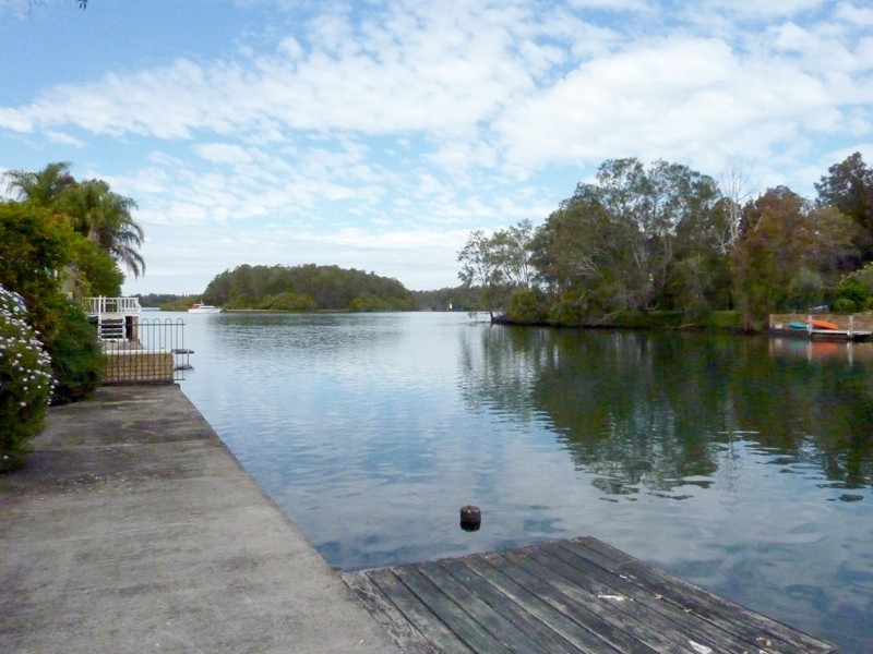 5 Sirius Key, Forster NSW 2428