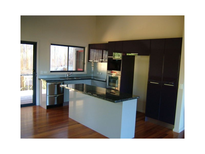 2/51 BELBOURIE CRESCENT, Boomerang Beach NSW 2428