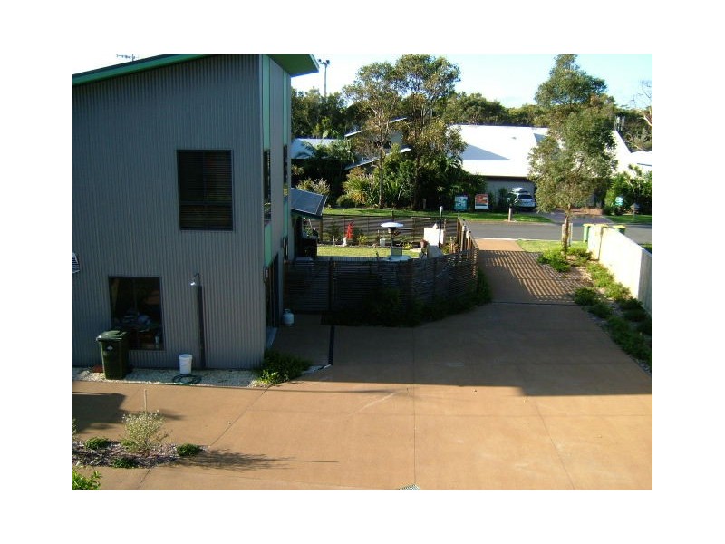 2/51 BELBOURIE CRESCENT, Boomerang Beach NSW 2428