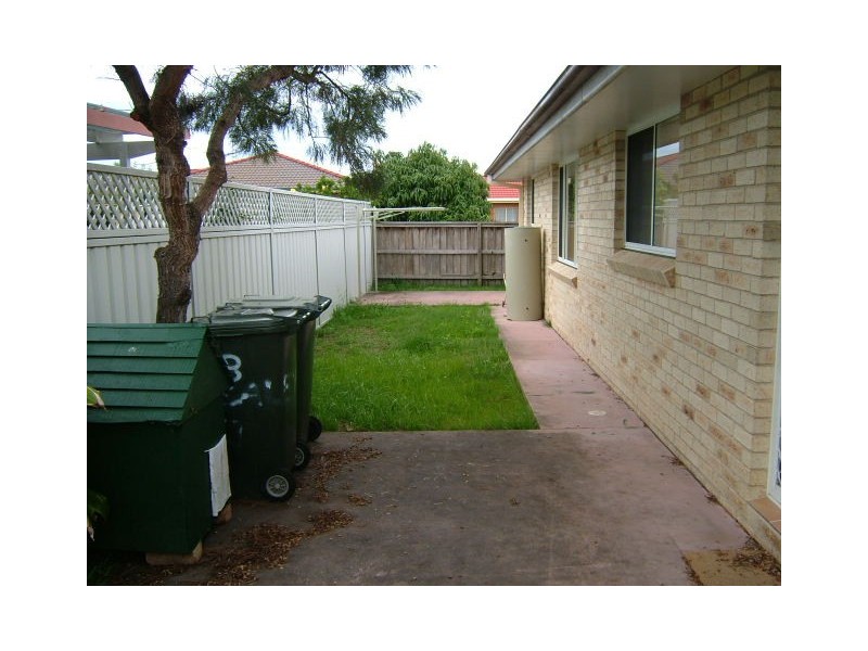 2/12 AMANDA CRES, Forster NSW 2428