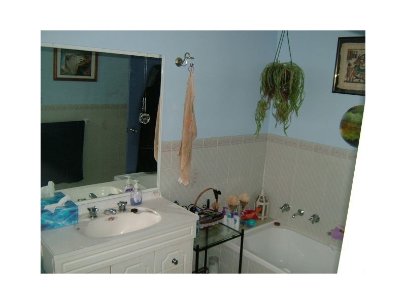 1/23 Christian Cres, Forster NSW 2428