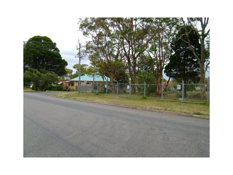 1 crn Park st & NorthSt, Tuncurry NSW 2428