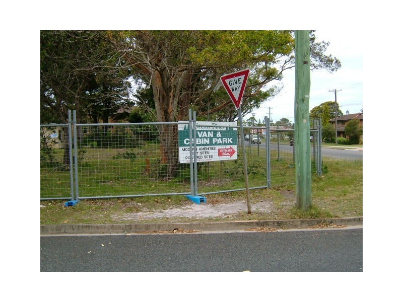 1 crn Park st & NorthSt, Tuncurry NSW 2428
