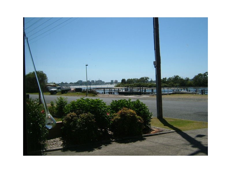 1/33 POINT RD, Tuncurry NSW 2428
