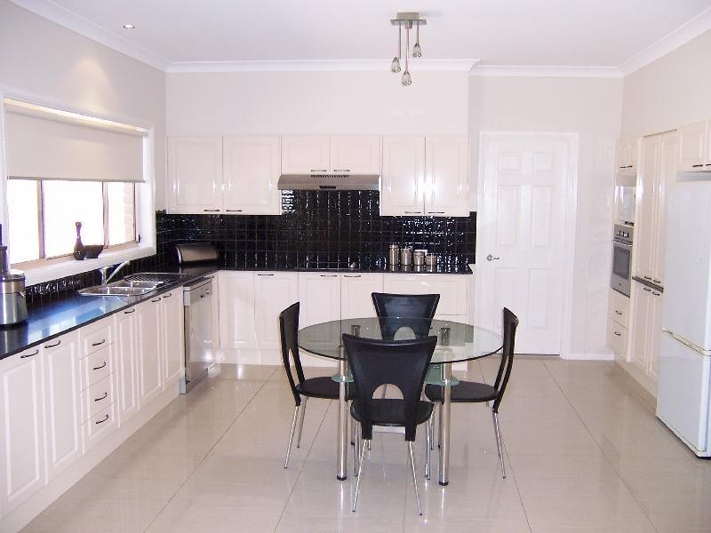 Glen Oak NSW 2320