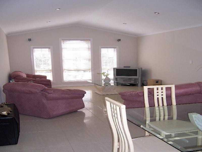 Glen Oak NSW 2320