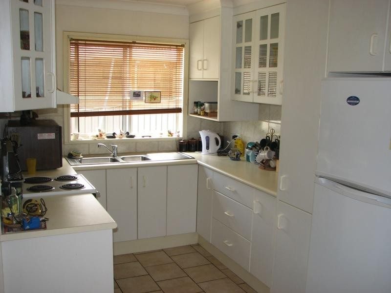 48 Thirroul Road, Kanahooka NSW 2530