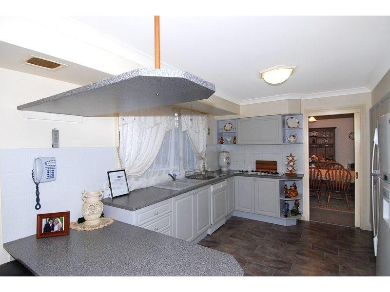 3 Colvin Place, Horsley NSW 2530