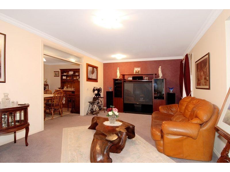 3 Colvin Place, Horsley NSW 2530