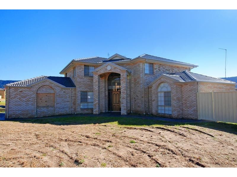 18 Melrose Way, Horsley NSW 2530