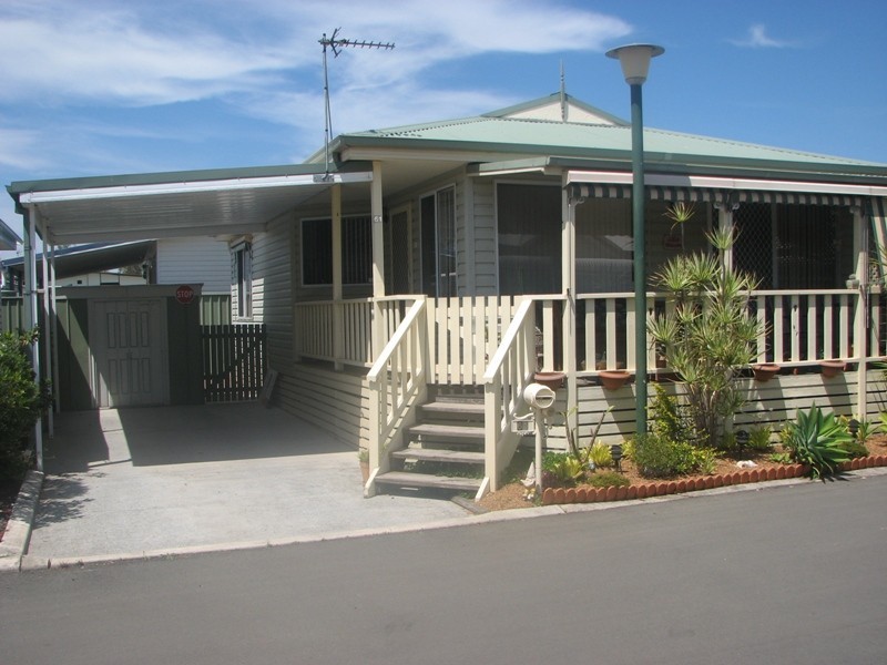 61 Angophora Crescent, Kanahooka NSW 2530