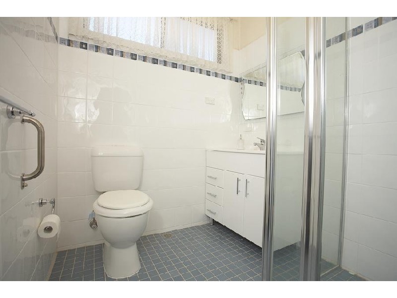 15 Rodgers Avenue, Panania NSW 2213