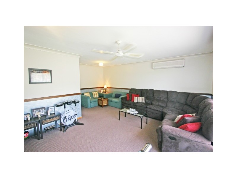 Pelaw Main NSW 2327