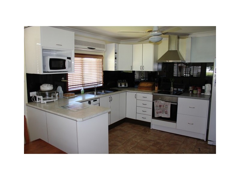 Pelaw Main NSW 2327