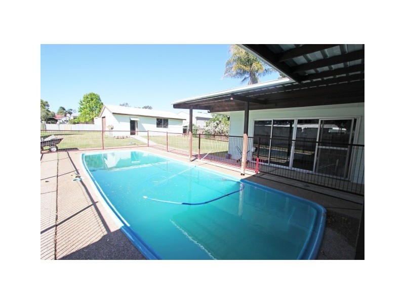 Pelaw Main NSW 2327