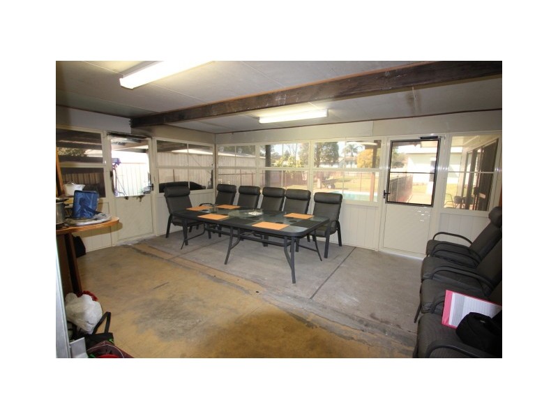 Pelaw Main NSW 2327