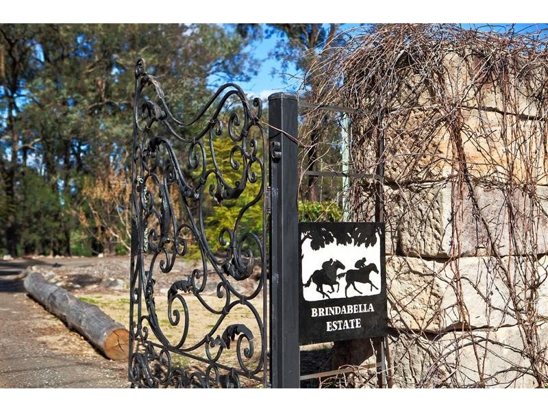 26 Pages Wharf Road, Sackville North NSW 2756