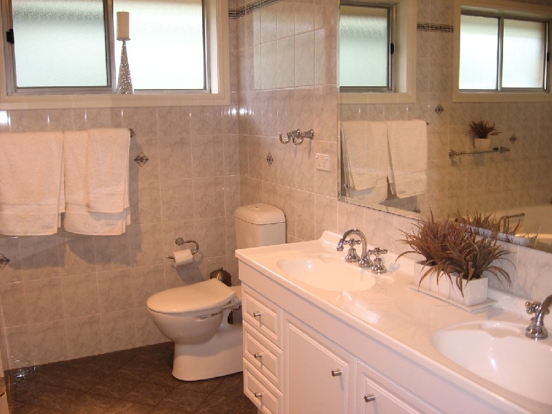 Mcgraths Hill NSW 2756