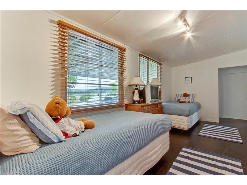 847 River Road, Lower Portland NSW 2756