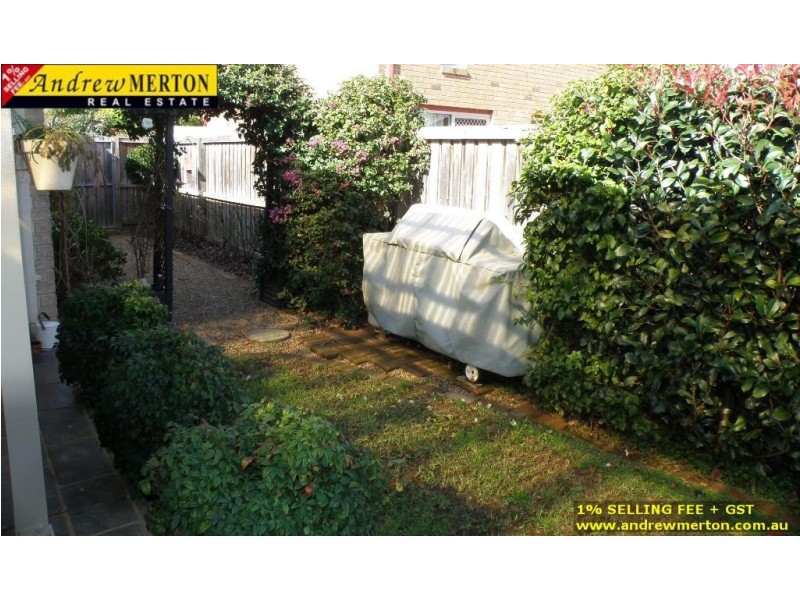 2 Maley Gr, Glenwood NSW 2768