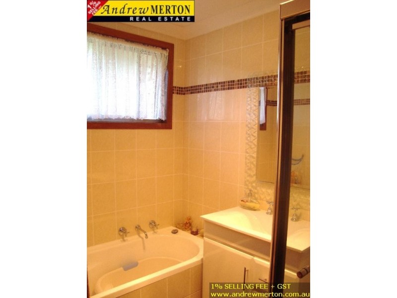 107 Madagascar Dr, Kings Park NSW 2148