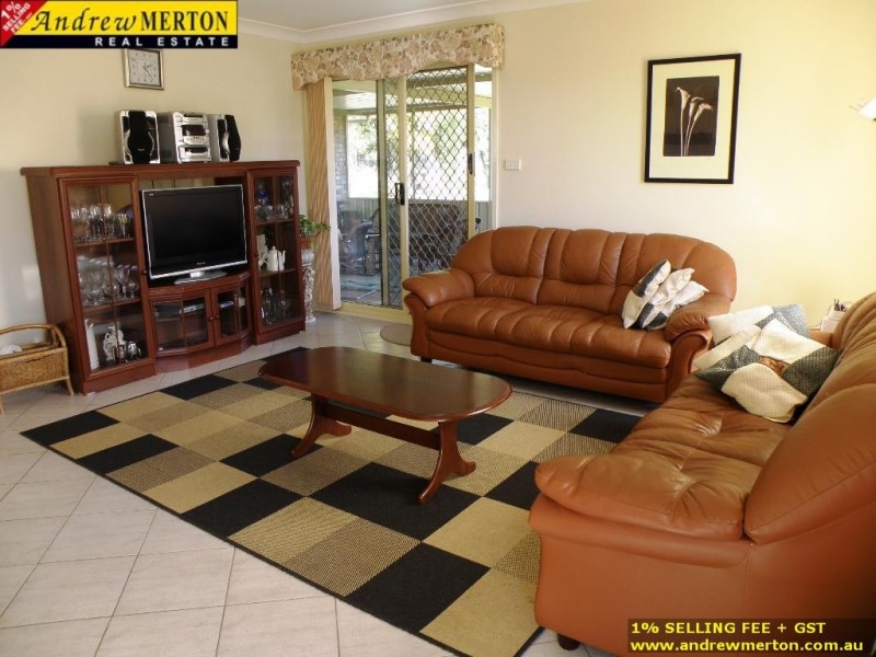 17 Fingleton Cl, Rouse Hill NSW 2155