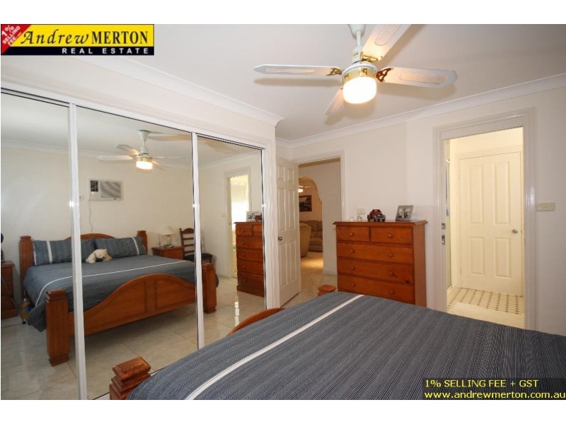 133 Explorers Way, St Clair NSW 2330