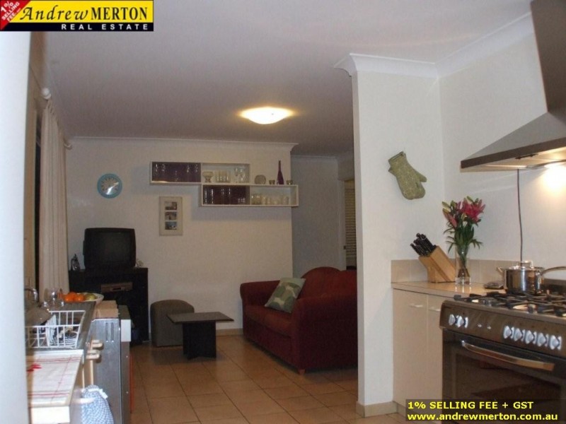 4 Ashton PL, Doonside NSW 2767