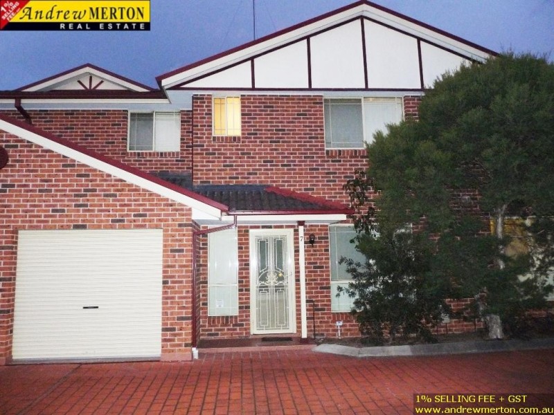7/16 Hillcrest Road, Quakers Hill NSW 2763