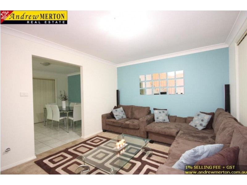 7/16 Hillcrest Road, Quakers Hill NSW 2763