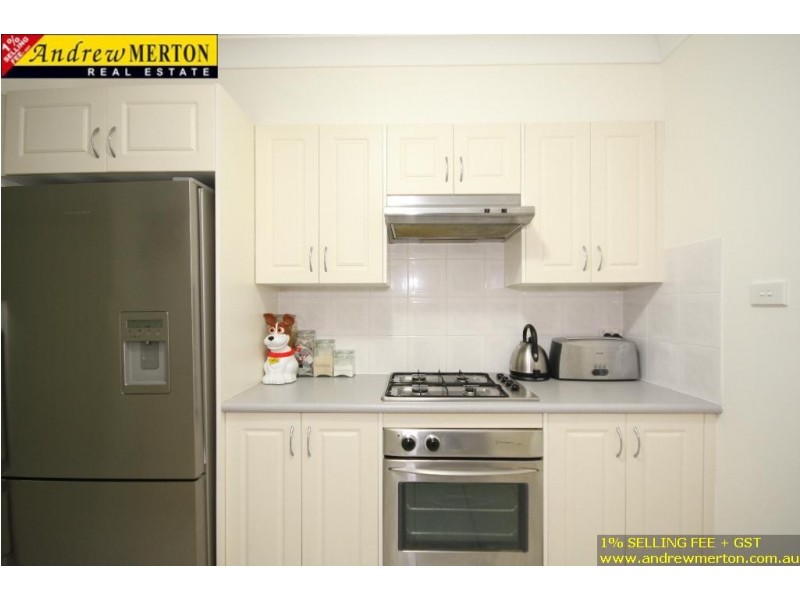 7/16 Hillcrest Road, Quakers Hill NSW 2763