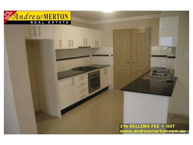 1/8 Oxford st, Blacktown NSW 2148