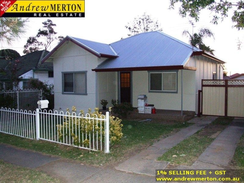 12 SARSFIELD ST, Blacktown NSW 2148