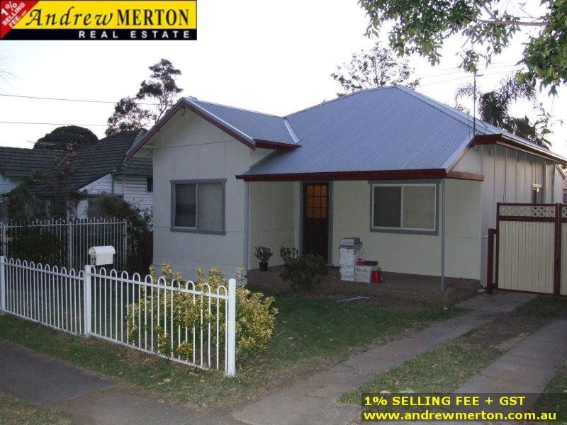 12 SARSFIELD ST, Blacktown NSW 2148