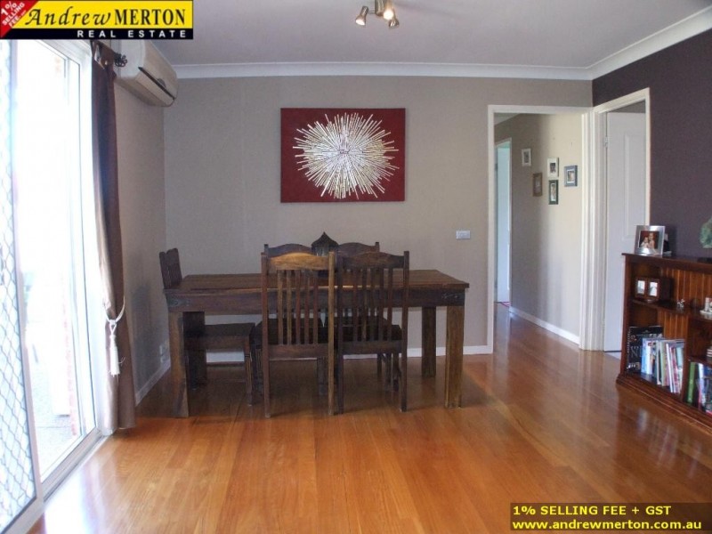 10 Isaac Pl, Quakers Hill NSW 2763