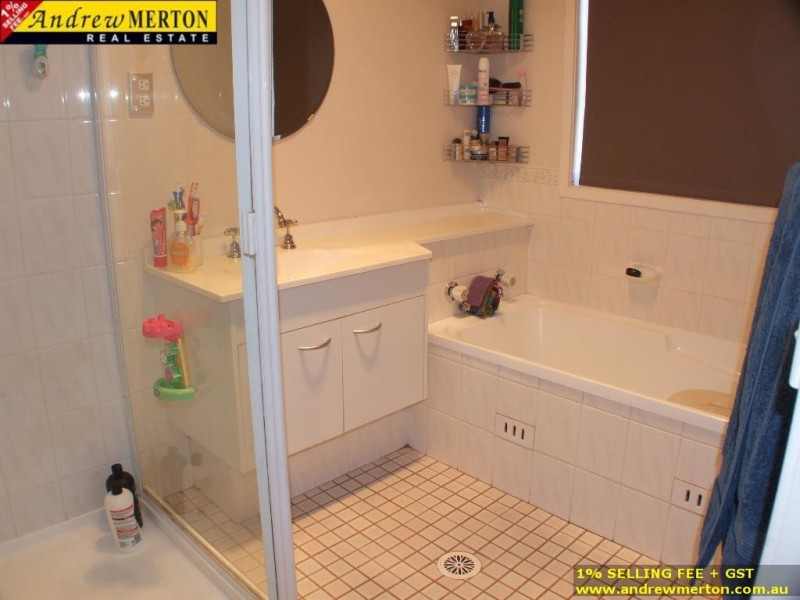 10 Isaac Pl, Quakers Hill NSW 2763