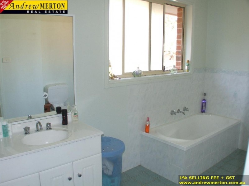 6/16 Hillcrest Rd, Quakers Hill NSW 2763