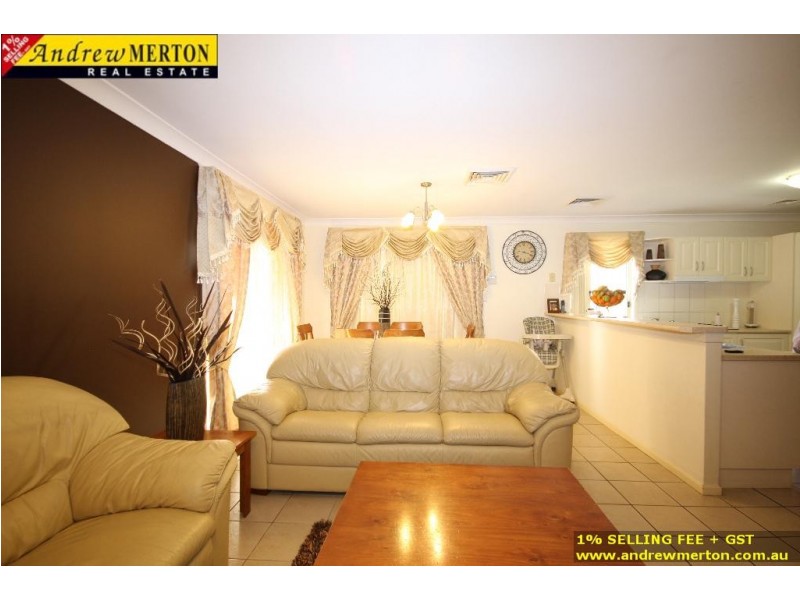 15 Pluto Court, Glenwood NSW 2768