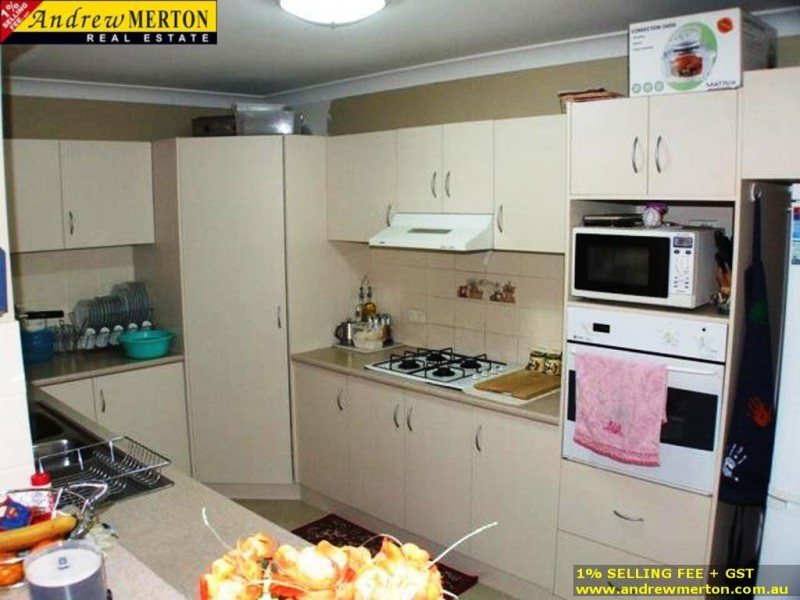 13 Royal Ave, Plumpton NSW 2761